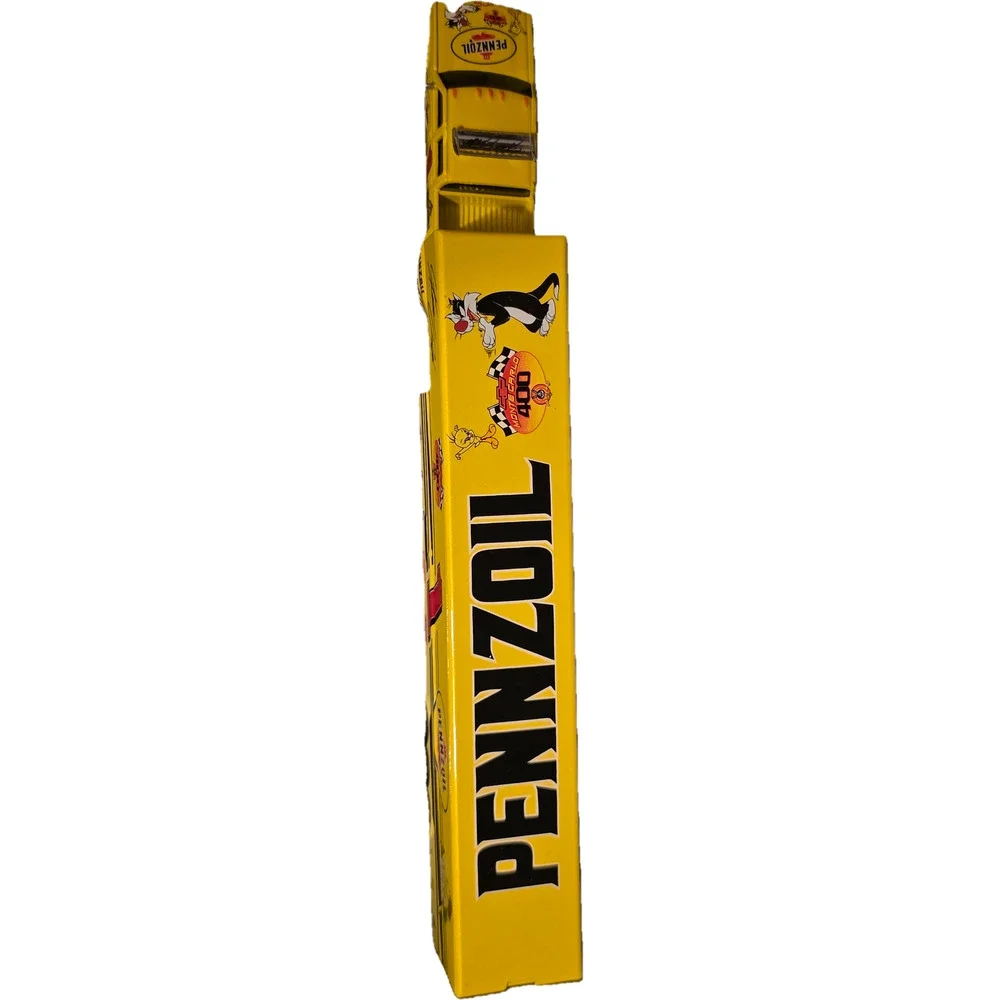 Steve Park #1 Pennzoil Looney Tunes 2001 Dually Trailer 1:64 Signed Action